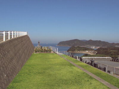 ６月には色鮮やかな紫陽花が咲く区画です。。